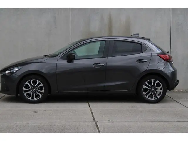 Mazda 2 1.5 Skyactiv-G SkyLease GT / CRUISE / 16"LMV / DEALERONDERHOUDEN