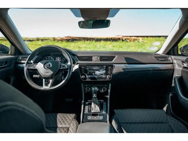 Skoda Superb Combi 1.8 TSI Style Business | TREKHAAK 1800 KG | ADAPTIVE CRUISE