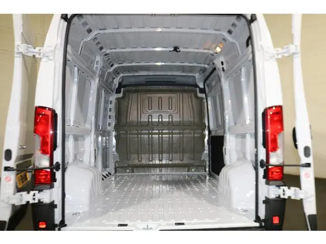 Citroën Jumper 2.2 BlueHDi 140 S&S L2 H2 3.5t Automaat