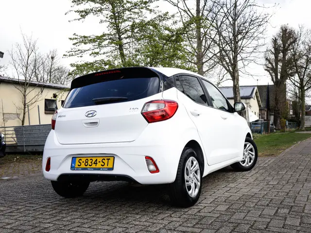 Hyundai i10 1.0 Comfort 1e-Eig. & Keurig-Onderh. BOVAG-Garantie. NL-Auto