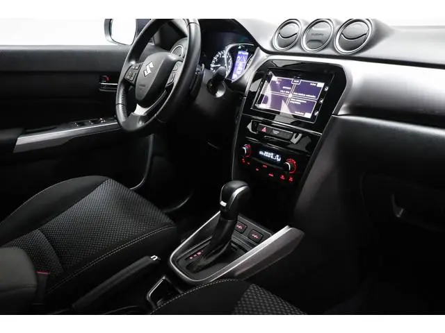 Suzuki Vitara 1.5 Hybrid Select | LED | STOELVERWARMING | DAB | CAMERA