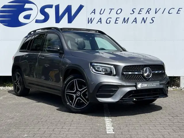 Mercedes-Benz GLB 200 AMG-Line | Trekhaak | Pano | Night Pakket | Widescreen | Sfeerverlichting
