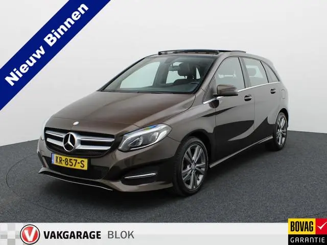 Mercedes-Benz B-klasse 180 Ambition | Panodak | Trekhaak afnb. | Prijs Rijklaar!!