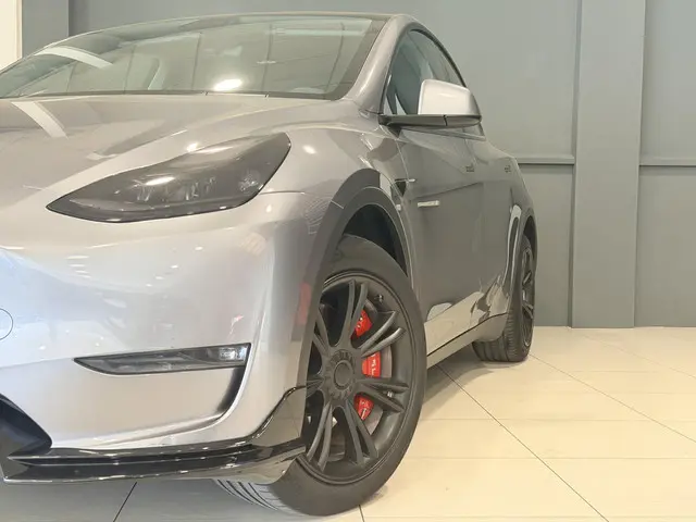 Tesla Model Y Long Range AWD 75 kWh | Sport pakket | Leder interieur | SOH |