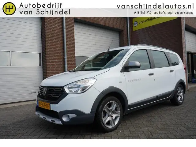 Dacia Lodgy 1.3 TCE 131PK STEPWAY 5 PERSOONS ORIGINEEL NEDERLANDS TREKHAAK NAVI ANDROID/APPLECARPLAY...