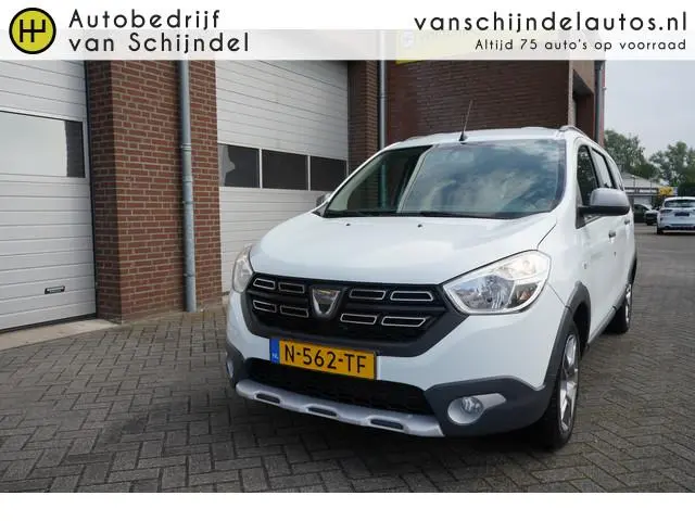 Dacia Lodgy 1.3 TCE 131PK STEPWAY 5 PERSOONS ORIGINEEL NEDERLANDS TREKHAAK NAVI ANDROID/APPLECARPLAY...