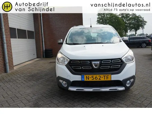 Dacia Lodgy 1.3 TCE 131PK STEPWAY 5 PERSOONS ORIGINEEL NEDERLANDS TREKHAAK NAVI ANDROID/APPLECARPLAY...