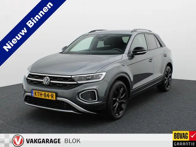 Volkswagen T-Roc 1.5 TSI Style | Trekhaak afnb. | Black Style | IQ light | Side Assist | Camera | Pr...