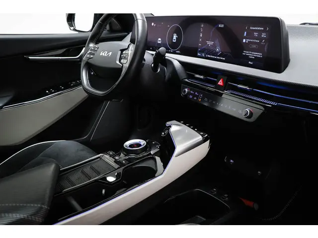 Kia EV6 GT-Line 77.4 kWh | PANORAMADAK | ACHTERBANKVERWARMING | STOELVENTILATIE | TREKHAAK | 20"