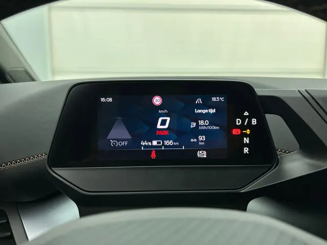 CUPRA Born Business 62 kWh | Navigatie | Apple Carplay/Android Auto | Camera | Parkeersensoren | Ada...