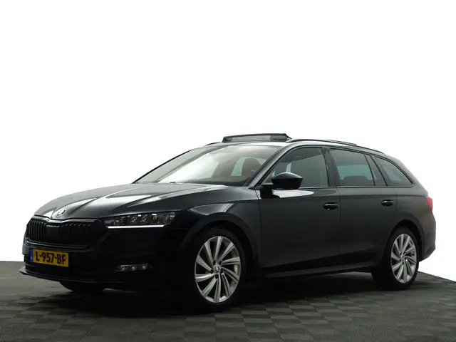 ŠKODA Octavia Combi 1.0 e-TSI Business Edition Plus Aut- Panoramadak, Sport Interieur, Sfeerverlicht...
