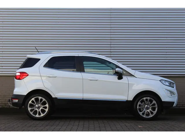 Ford EcoSport 1.0 EcoBoost Titanium | Trekhaak | Camera | Winterpack | B&O | BLIS | NL Auto