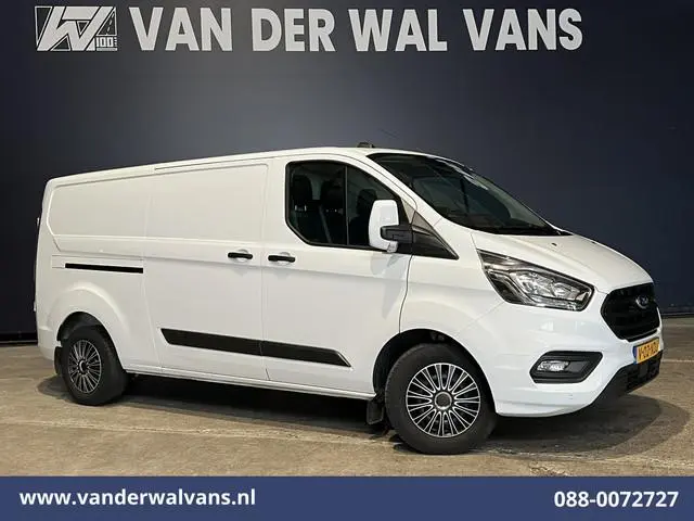 Ford Transit Custom 2.0 TDCI 131pk L2H1 Euro6 Airco | Apple Carplay | Android Auto | LED | Cruisecon...