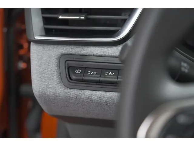 Renault Clio 1.6 E-Tech Full Hybrid 145 Evolution | Apple Carplay | Parkeersensoren | LED | Cruise C...