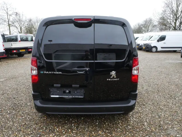 Peugeot e-Partner