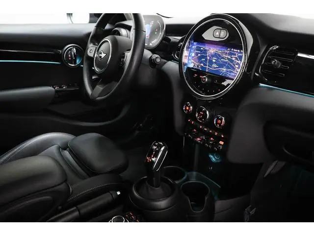 MINI 5-Deurs 1.5 Cooper Business Edition | CLIMA | STOELVERWAMING | DAB | APPLE | MOONWALK GREY