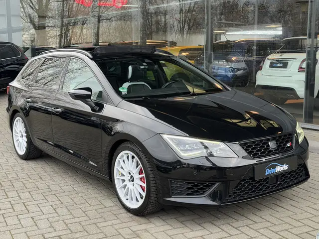 SEAT Leon ST 2.0 TSI Cupra 290 | Pano | Leer | Carplay | Camera | 19" | Adaptive CC | Interesse, Pro...
