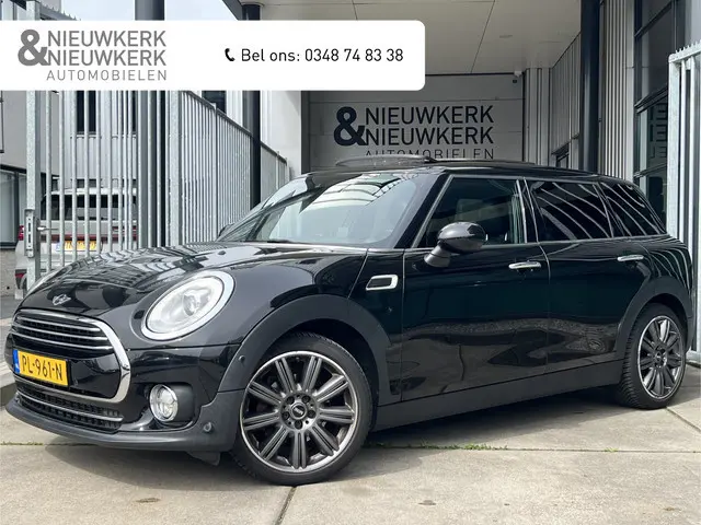 MINI Mini Clubman 1.5 Cooper Chili | AUTOMAAT | LEDER | SCHUIF/KANTELDAK | CARPLAY/ANDROID | HARMAN/...