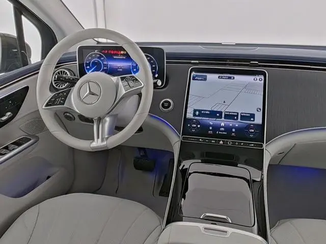 Mercedes-Benz EQE SUV 300 Luxury Line 91 kWh / Memory-Stoelen / Winterpakket / Trekhaak / Smartphone...