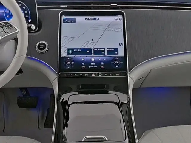 Mercedes-Benz EQE