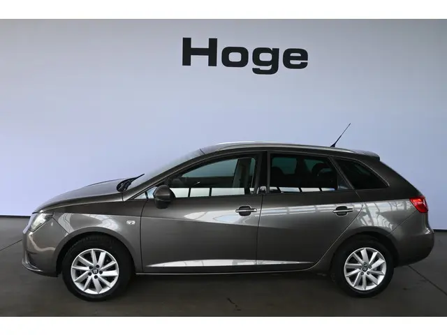 SEAT Ibiza ST 1.2 TSI Automaat Style Airco Navigatie Cruise Control Trekhaak Rijklaarprijs Inruil Mogelijk!