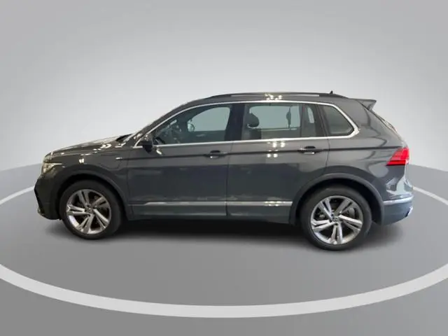 Volkswagen Tiguan 1.4 TSI 245pk DSG eHybrid R-Line Business · Apple/Android Car Play · Wegklapbare T...