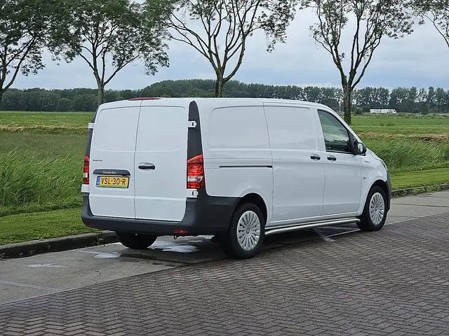 MERCEDES-BENZ EVITO 66kwh wltp 292 kms