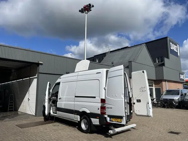Mercedes-Benz Sprinter 519 CDI 366 V6 4x4 4WD Automaat Met Airco Cruise controle Omvormer Stand kach...