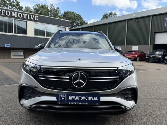 Mercedes-Benz EQB