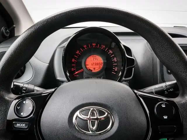 Toyota Aygo 1.0 VVT-i x-fun | Airco | Audio | Allseason |  5 Deurs |