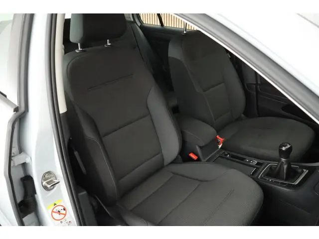 Volkswagen Golf 1.4 TSI 125pk H6 Comfortline Carplay Parkeersensoren Cruise Control Spiegel-pakket