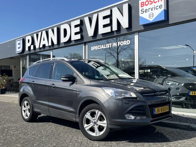 Ford Kuga 1.5 EcoBoost Titanium Edition 6-bak | Afn. Trekhaak 1.800kg trekgewicht | 100% onderhouden...