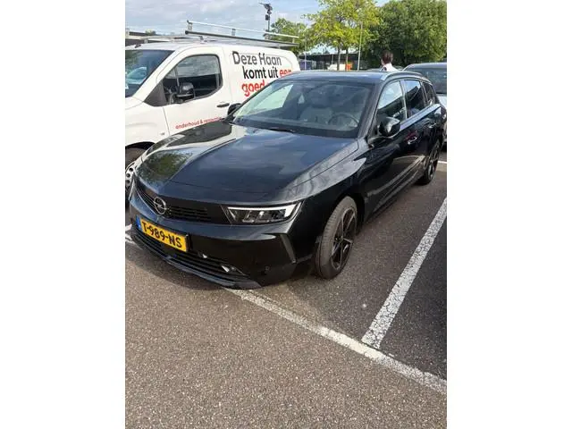 Opel Astra Sports Tourer 1.2 Business Elegance | 130pk | 36.000km! | Apple Carplay/Android Auto | Ca...