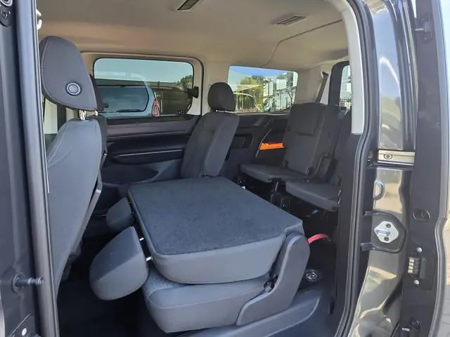 Ford Tourneo