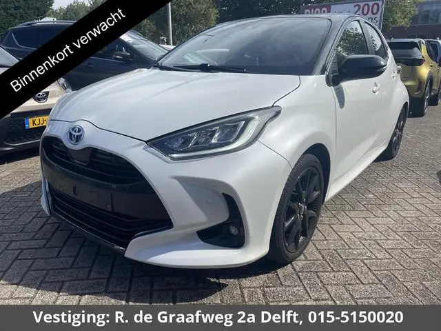 Toyota Yaris 1.5 Hybrid Executive | Stoelverwarming | Navigatie | Parkeersenoren | Apple Carplay/And...
