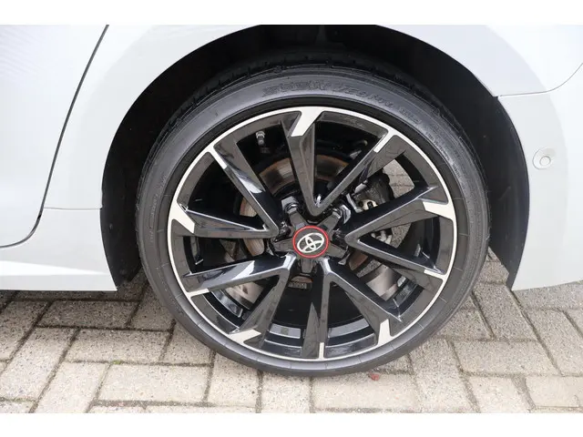 Toyota Corolla Touring Sports