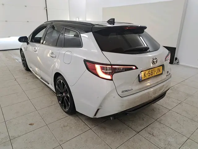 Toyota Corolla Touring Sports 2.0 Hybrid GR-Sport Plus 1e Eigenaar | Volledig Onderh | NAP | BTW | P...