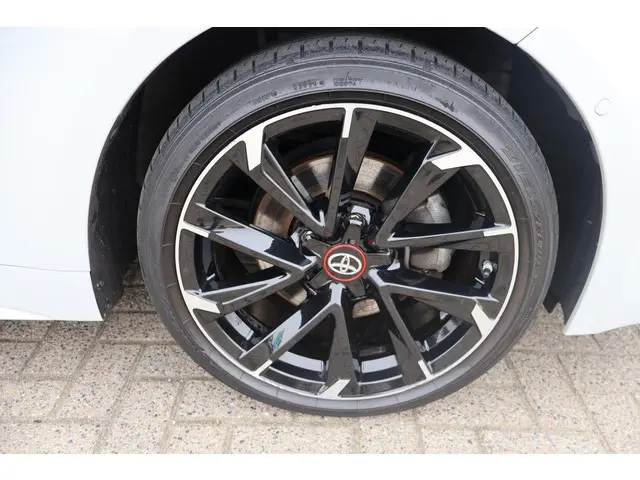 Toyota Corolla Touring Sports