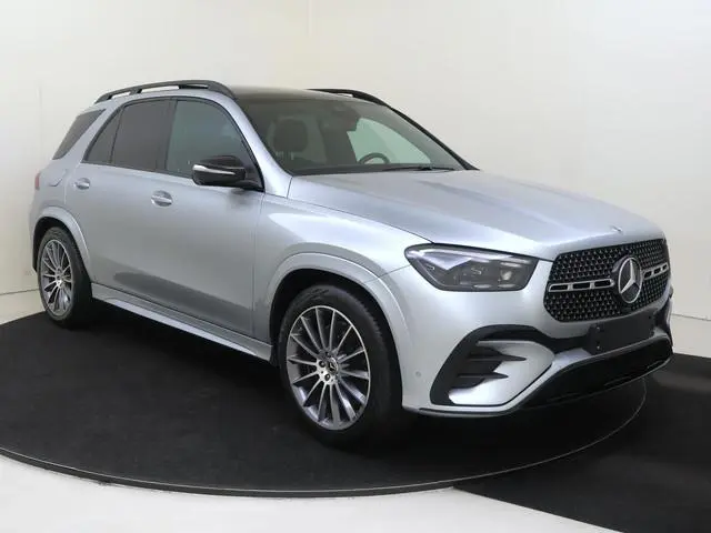 Mercedes-Benz GLE-klasse 400 e 4MATIC AMG Line / Panoramadak/ Burmester/ 21 inch/ Memory/ El. Trekha...