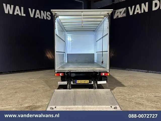 Peugeot Boxer 2.2 BlueHDi 141pk Bakwagen 436cm Lang Laadklep Euro6 Airco | Camera | Cruisecontrol |...