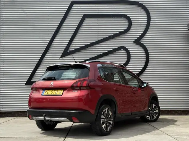 Peugeot 2008 1.2 PureTech Allure 2e Eigenaar|Navi|Camera|Clima|Trekhaak|Carplay|Cruise|N.A.P|Nieuwe...