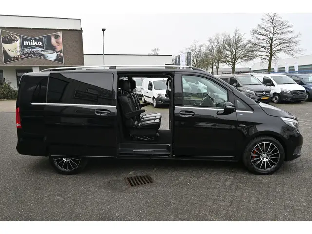 Mercedes-Benz V-klasse 250d XL L3 DC Avantgarde MARGE LED, Navigatie met camera, Leder, Trekhaak