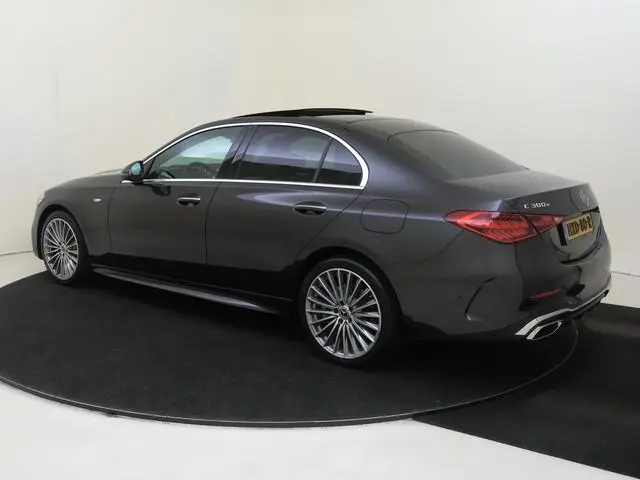 Mercedes-Benz C-klasse 300 e Business Solution AMG Panoramadak / Memory Seats / 360 Camera / Multisp...