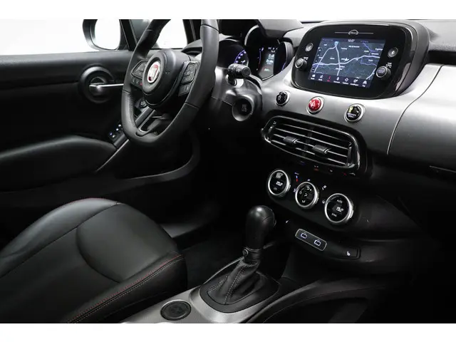 Fiat 500 X 1.3 GSE Sport | FULL LED / TECH- PACK | PANORAMADAK | STOELVERWARMING | NAVIGATIE | CLIMA