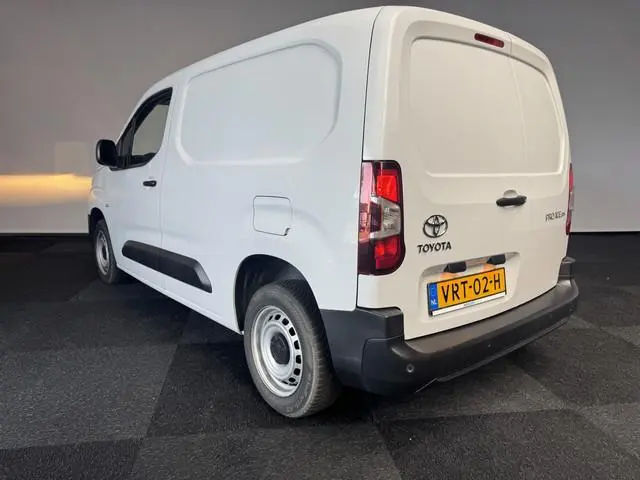 Toyota pro-ace