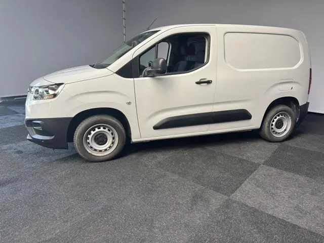 Toyota pro-ace