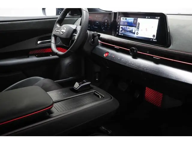 Nissan Ariya e-4ORCE Nismo 91 kWh | STUURVERWARMING | HEAD UP | DAB | APPLE | CAMERA | 20"
