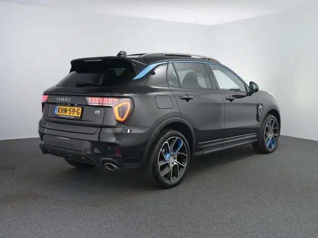 Lynk & Co 01 1.5 | Zwarte hemel | 360 camera | ACC | Pano |
