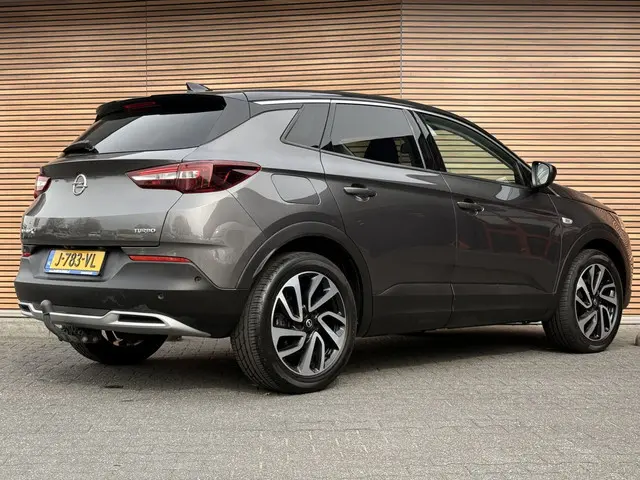 Opel Grandland X 1.2 Turbo Ultimate 360* Camera / Vol Leer / Led / Stuurverwarming