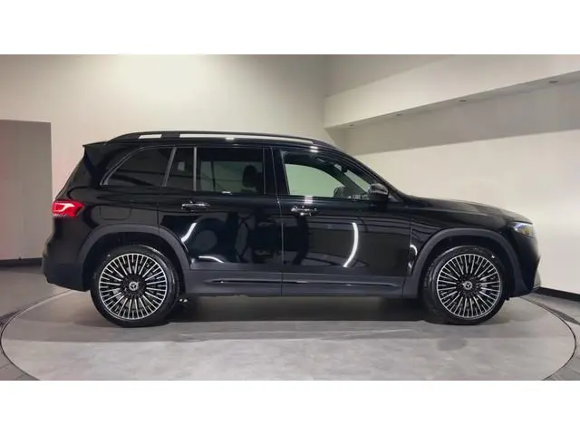 Mercedes-Benz EQB 250+ Sport Edition 71 kWh | AMG-styling | Keyless | Panoramadak | Stoelen verwarmd